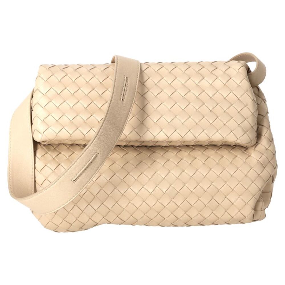 Bottega Veneta Fold Intrecciato Shoulder Bag in Beige Leather